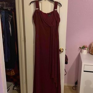 Alex evenings wine red/ maroon with off shoulder straps